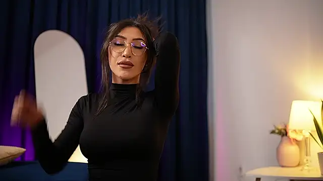  ChloeLee  online show from November 7, 6:57 am