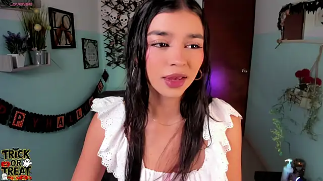 Elsa Pataky online show from October 28, 2:20 pm