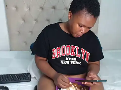 Lolly Ramochele online show from April 2, 5:21 pm