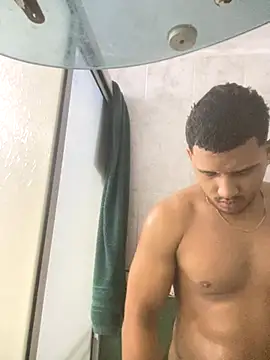 evan hardy online show from November 12, 1:28 am