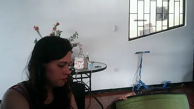 MiaRobertz  online show from June 11, 7:34 pm