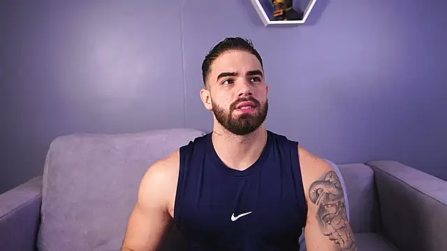 Snapshot of Paul_Phoenix chatting on November 2, 8:00 pm Paul Phoenix online show from November 2, 8:00 pm