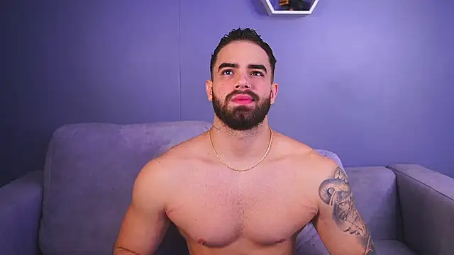 Snapshot of Paul_Phoenix chatting on November 6, 6:53 pm Paul Phoenix online show from November 6, 6:53 pm