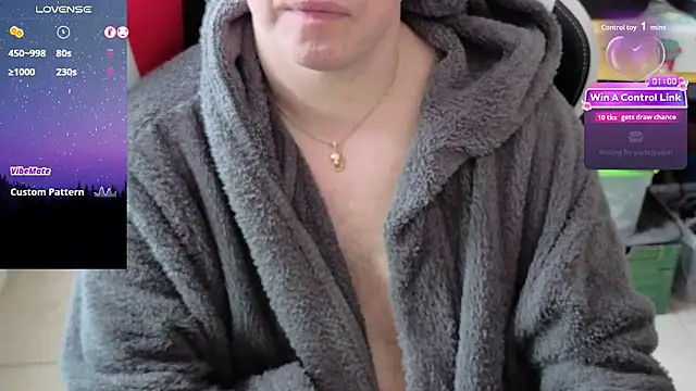 Snapshot of Naughty_toysboy chatting on February 22, 10:36 am Naughty toysboy online show from February 22, 10:36 am