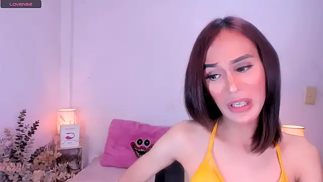 tsmokemachine online show from September 15, 5:35 pm