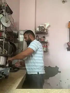 amitsharma7868 online show from April 8, 8:47 am