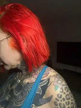 CatCoxx online show from May 11, 5:13 am