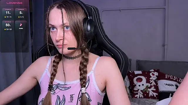 Snapshot of cutemilana_sexwife chatting on February 7, 8:56 pm cutemilana sexwife online show from February 7, 8:56 pm