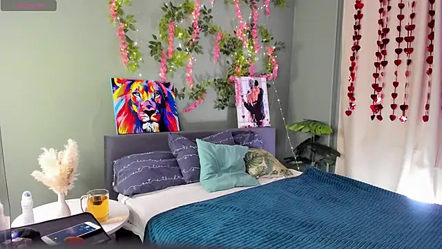 Snapshot of sandra_jackson chatting on February 18, 2:51 am sandra jackson online show from February 18, 2:51 am