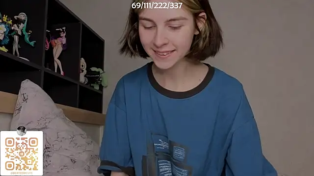 Snapshot of bertamimi chatting on September 13, 5:57 pm bertamimi online show from September 13, 5:57 pm