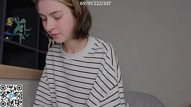 Snapshot of bertamimi chatting on October 8, 5:43 pm bertamimi online show from October 8, 5:43 pm