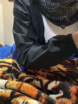 Yasar-Xxxl online show from February 20, 4:40 pm