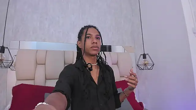 Snapshot of Johan_gz_ chatting on October 2, 11:39 am Johan gz online show from October 2, 11:39 am