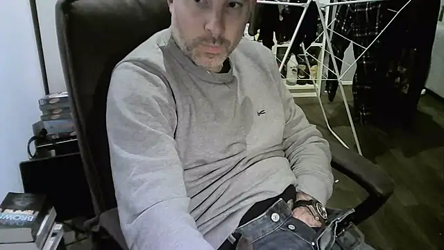 Chrisprngr online show from May 13, 4:15 pm