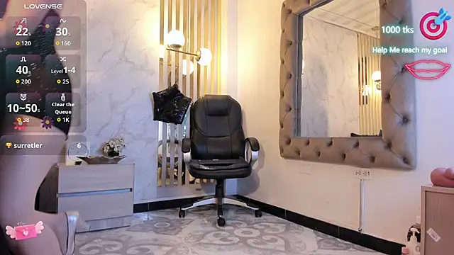 Snapshot of Ariagh_ chatting on February 18, 7:21 pm Ariagh online show from February 18, 7:21 pm