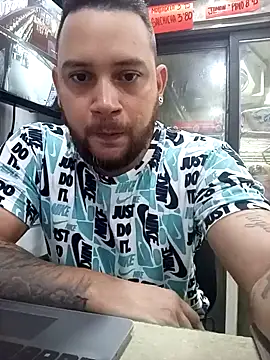 Catire10  online show from October 23, 1:32 pm