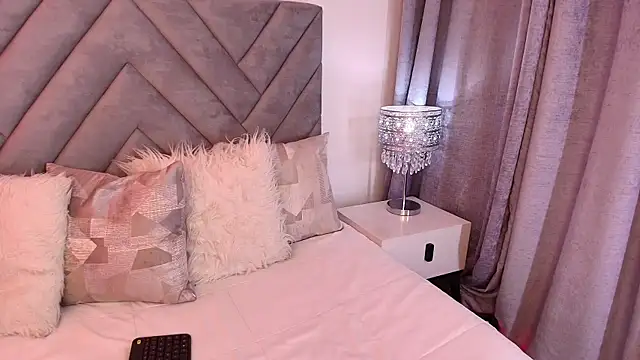 sara owens7 online show from March 25, 1:33 am