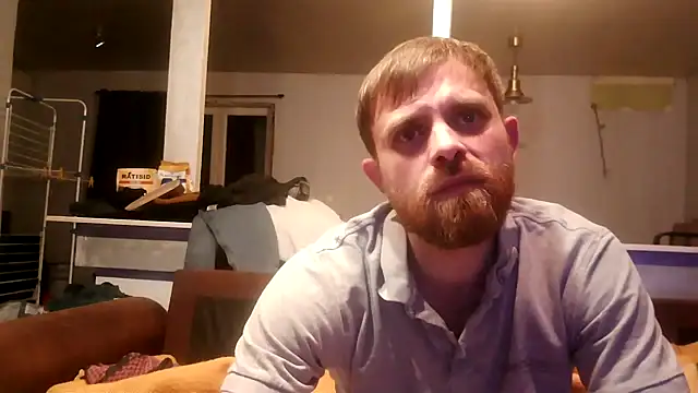 Bikerhot883hd online show from December 4, 9:45 pm