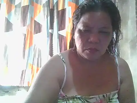Snapshot of xxbernxxx chatting on January 19, 1:31 am xxbernxxx online show from January 19, 1:31 am