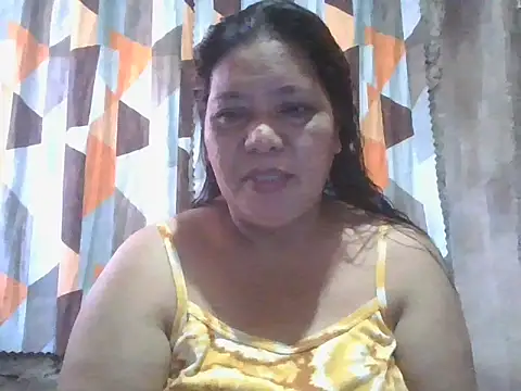 Snapshot of xxbernxxx chatting on March 16, 2:28 am xxbernxxx online show from March 16, 2:28 am
