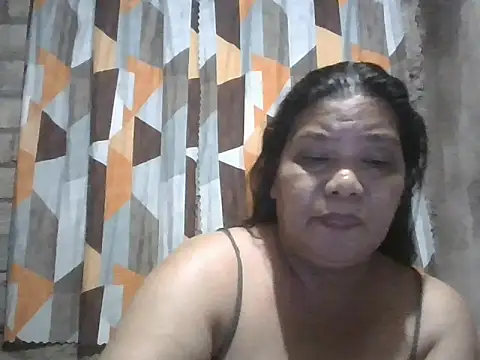 Snapshot of xxbernxxx chatting on March 28, 11:54 am xxbernxxx online show from March 28, 11:54 am