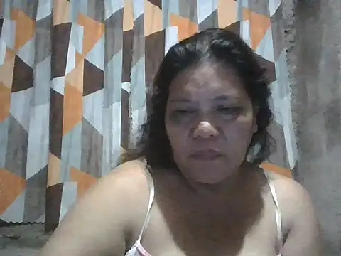 Snapshot of xxbernxxx chatting on April 14, 12:11 pm xxbernxxx online show from April 14, 12:11 pm