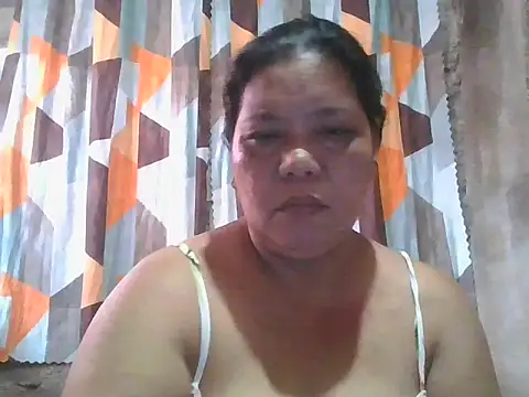 Snapshot of xxbernxxx chatting on April 17, 12:46 am xxbernxxx online show from April 17, 12:46 am