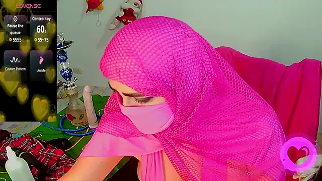 SultanaLayla online show from April 13, 8:03 pm