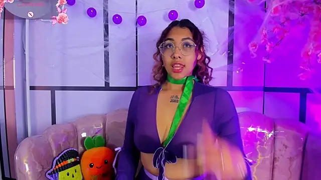 Olivejoness online show from October 23, 5:18 am