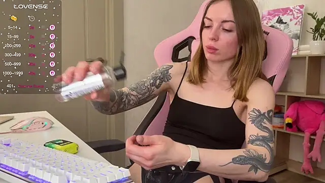 Melissaluvvv online show from April 4, 3:42 pm