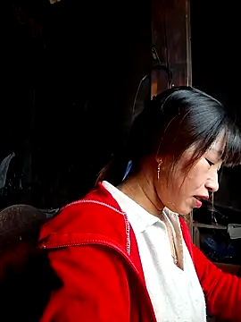 ngocngoc cute online show from November 6, 1:06 am