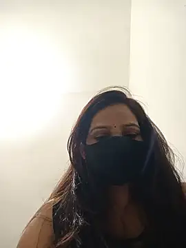 soni yhakur online show from June 15, 1:52 am