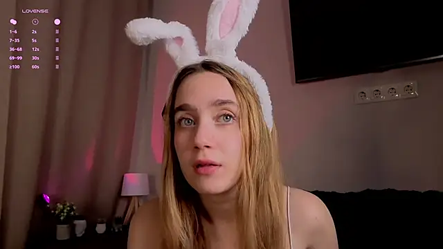 EarleneBrayton online show from September 14, 1:05 am