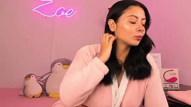 zoecams1 online show from March 19, 7:51 pm