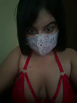 Snapshot of BigBreasted chatting on February 8, 9:13 am BigBreasted online show from February 8, 9:13 am