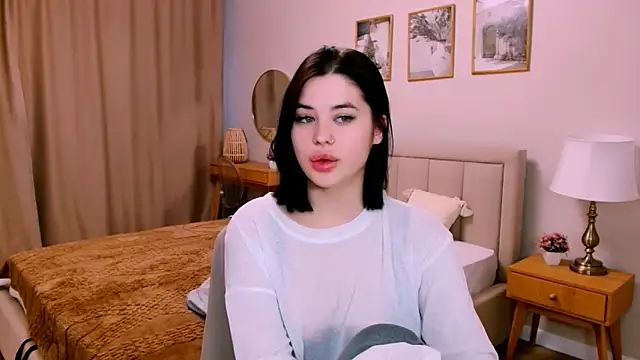 lil angel  online show from February 2, 2:16 pm