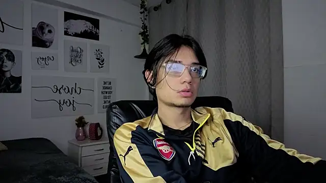 davoxer online show from November 28, 3:42 am