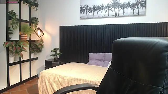 markbowie online show from December 19, 9:00 pm