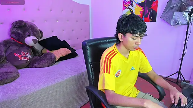 markbowie online show from March 1, 3:25 pm