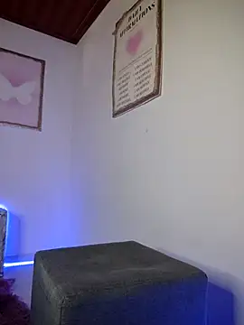 Snapshot of Masterblue_hot chatting on September 29, 5:51 pm Masterblue hot online show from September 29, 5:51 pm