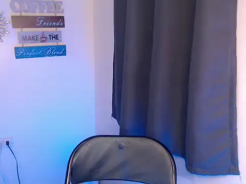Snapshot of urcumjp chatting on October 5, 3:43 pm urcumjp online show from October 5, 3:43 pm