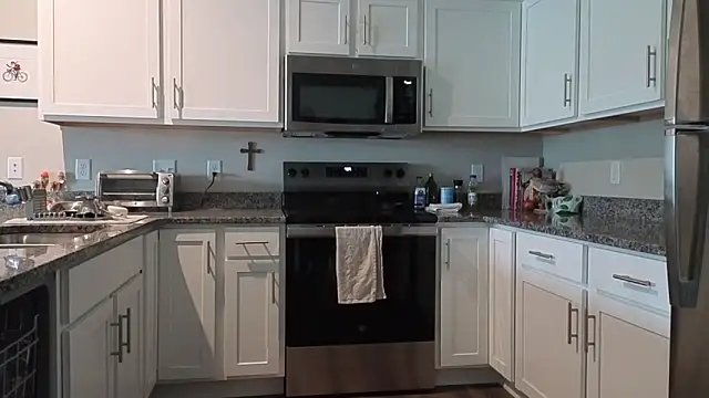 bambifarrina online show from October 18, 2:40 pm