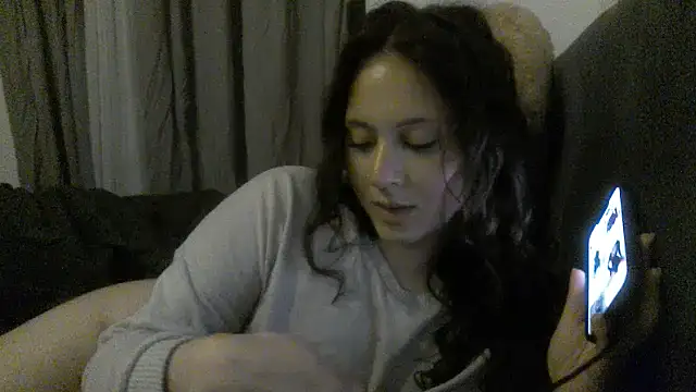 Snapshot of laylabliss chatting on October 19, 1:06 am laylabliss online show from October 19, 1:06 am