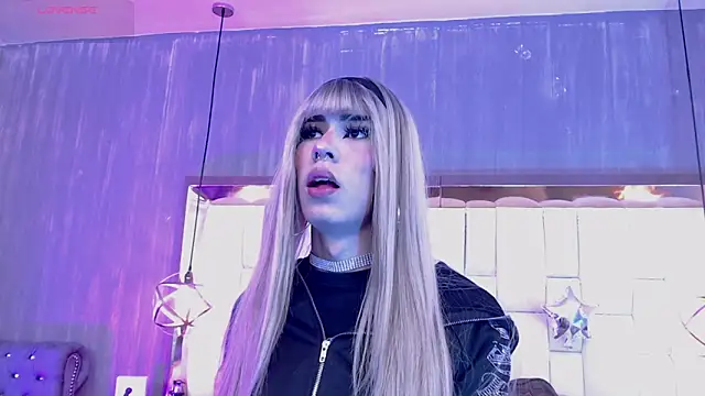 Foxxy Doll online show from December 21, 3:24 am