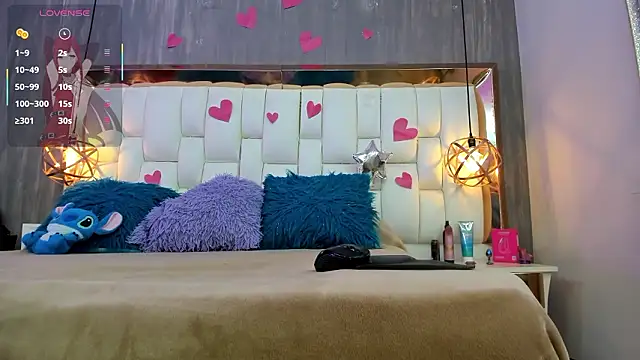 Foxxy Doll online show from March 3, 2:34 pm