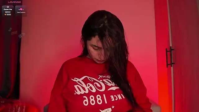 scarlett Collinss online show from November 29, 5:10 am