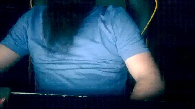 LondonMan1988 online show from April 14, 6:47 pm