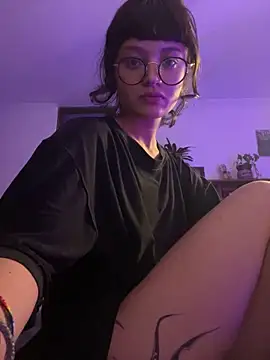 wildflower sex online show from December 13, 11:10 pm