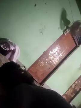 Snapshot of jonnysiuuu837@xh chatting on March 1, 8:44 pm jonnysiuuu837xh online show from March 1, 8:44 pm