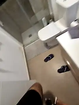 sapasupu6 online show from November 17, 6:35 pm